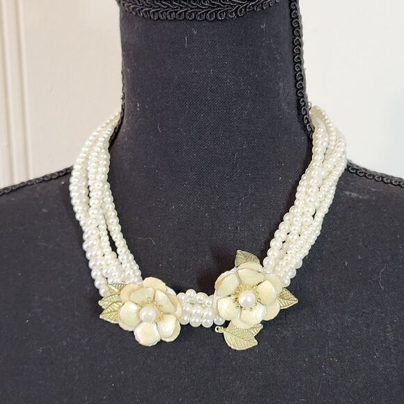 Vintage Six Strand Faux Pearl Necklace With Flowers - Picture 10 of 10